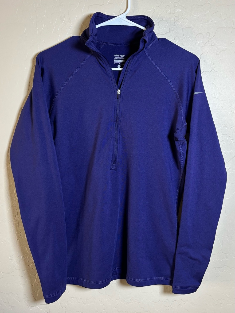 Nike Women’s Purple Half-Zip Performance Pullover Thumb Holes Large